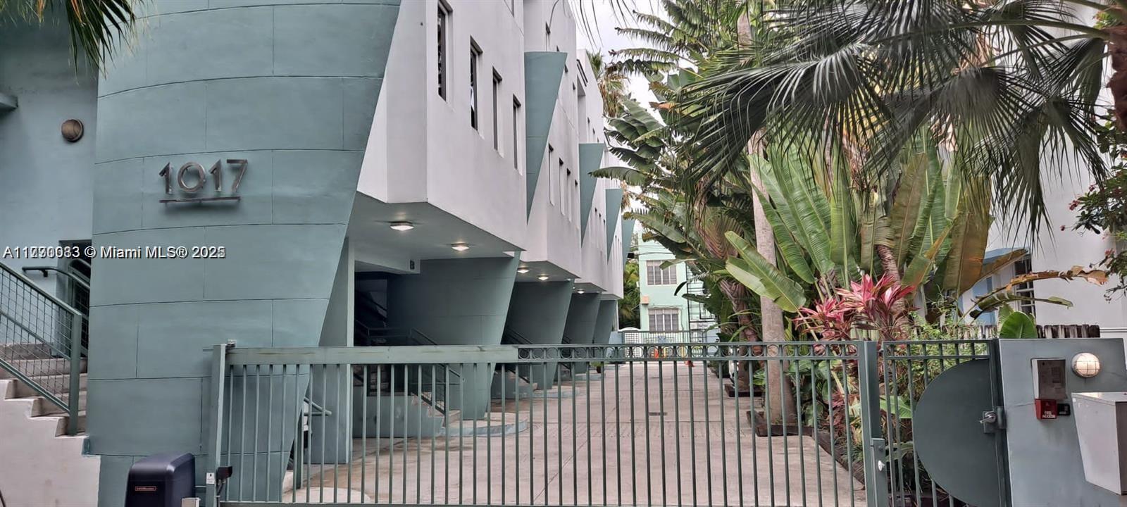 Rental Property at 1017 Meridian Ave 7, Miami Beach, Miami-Dade County, Florida - Bedrooms: 2 
Bathrooms: 2  - $3,600 MO.