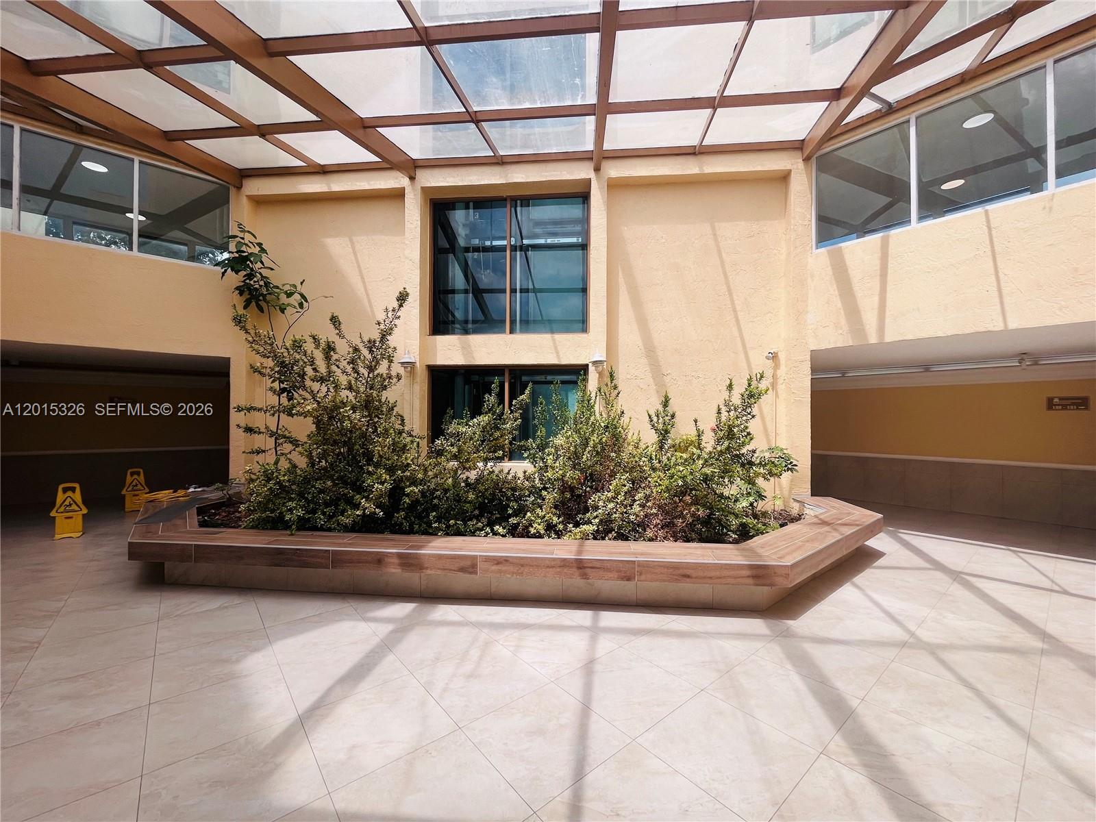 INTERNATIONAL TOWERS COND - Residential Lease