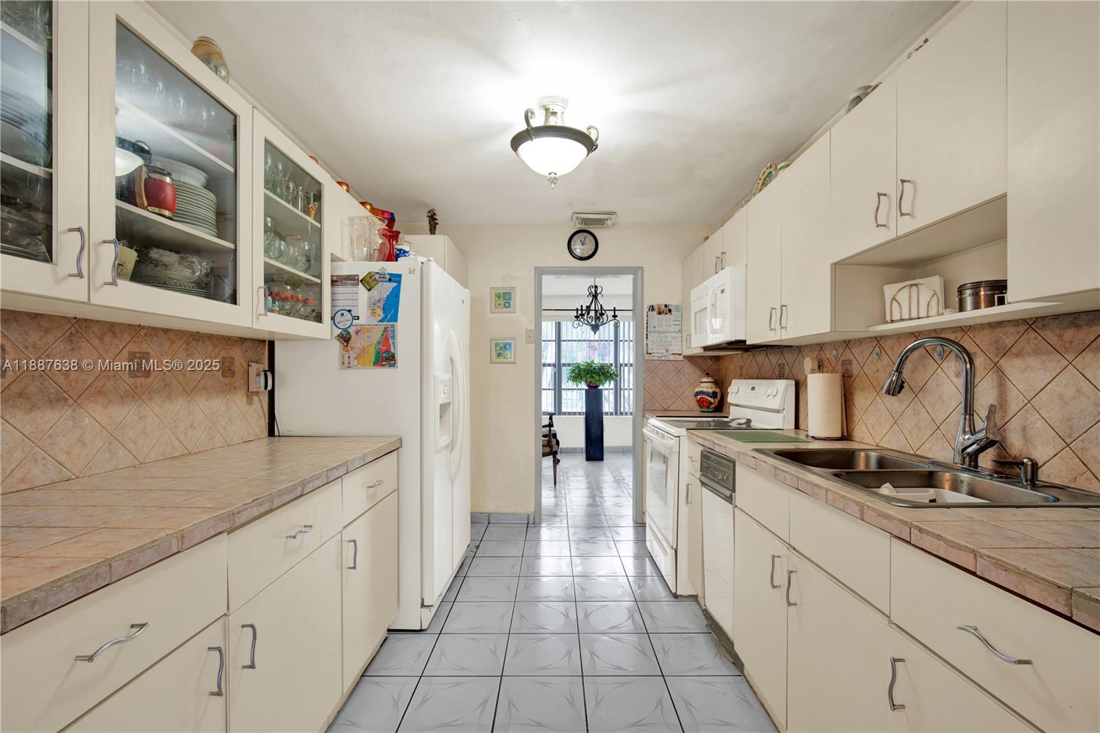 BEL-AIRE SEC 1 - Residential