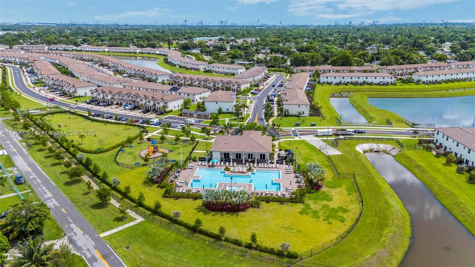 GOLF PARK SEC 1 - Residential Lease