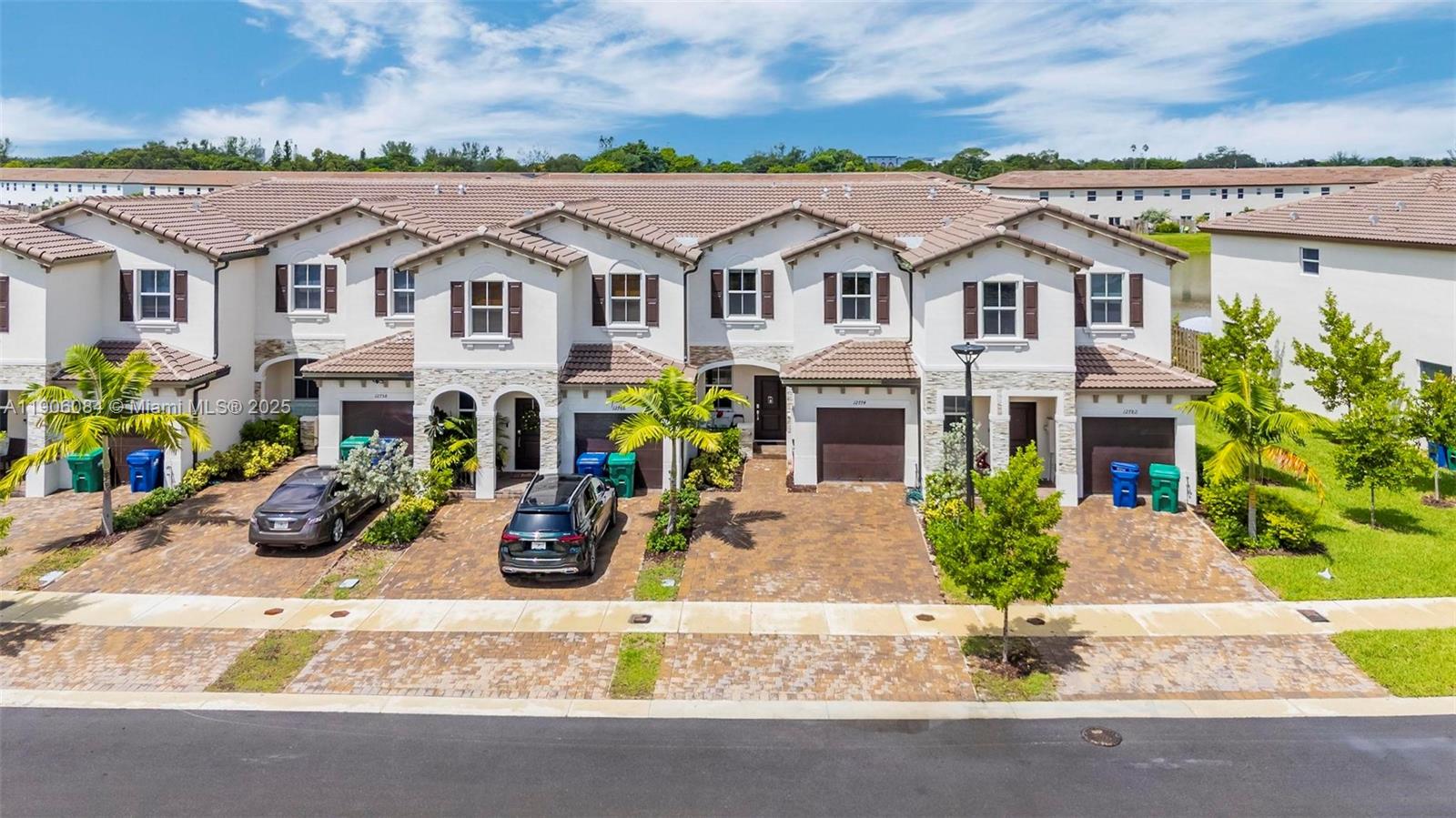 GOLF PARK SEC 1 - Residential Lease