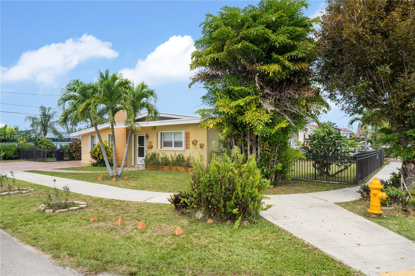 4375 SW 83rd Ave