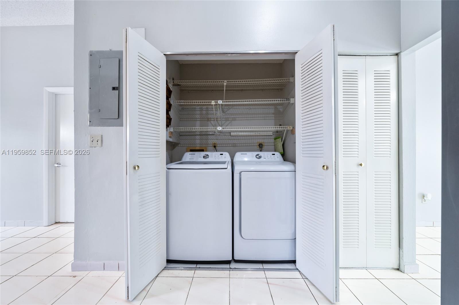 ALAMEDA JARDINS - Residential