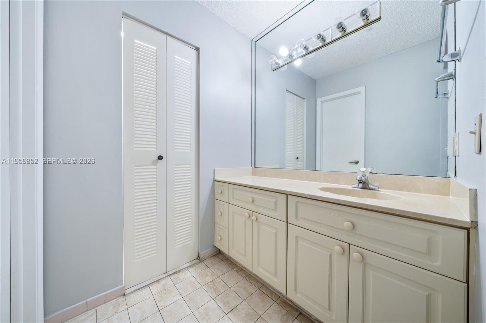 ALAMEDA JARDINS - Residential