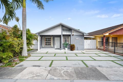 2755 W 74th St Hialeah FL 33016