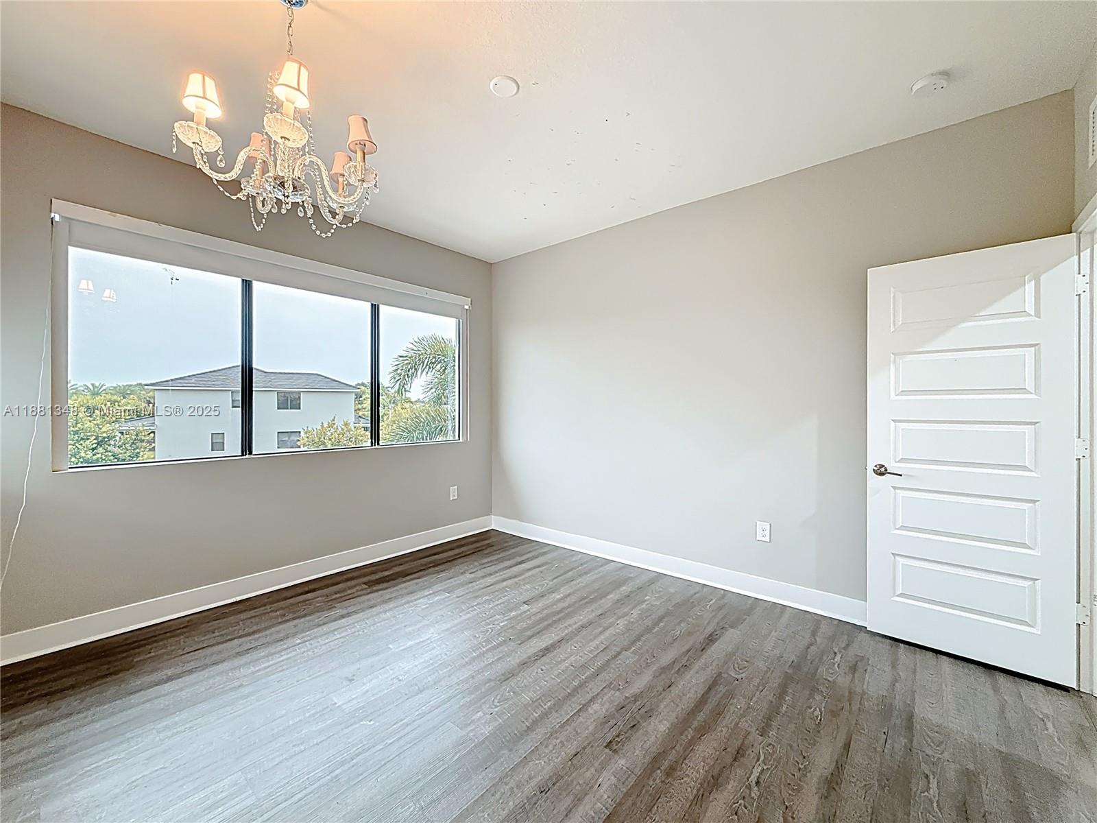 DUNNWOODY LAKE - Residential Lease