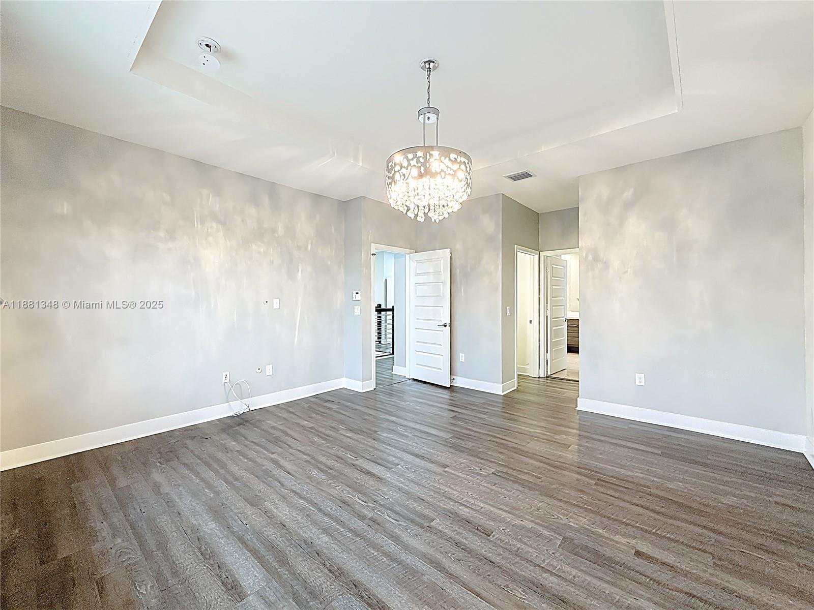 DUNNWOODY LAKE - Residential Lease