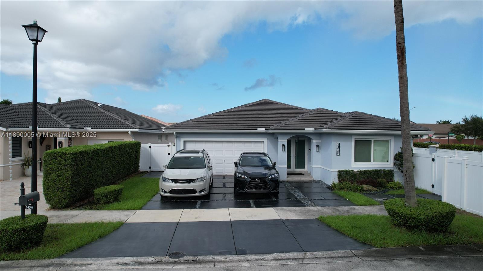 SERENITY POINT - Residential
