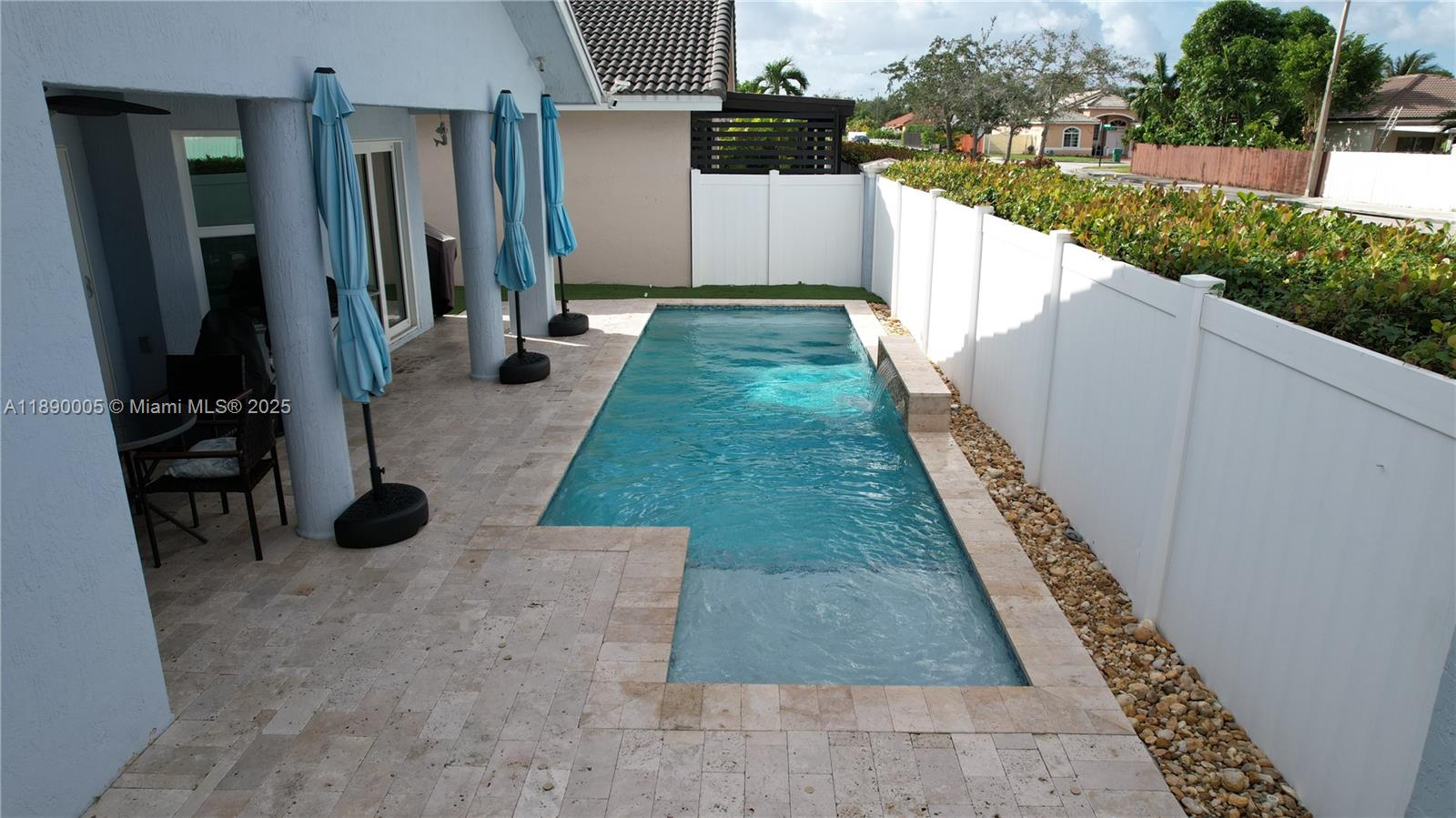SERENITY POINT - Residential