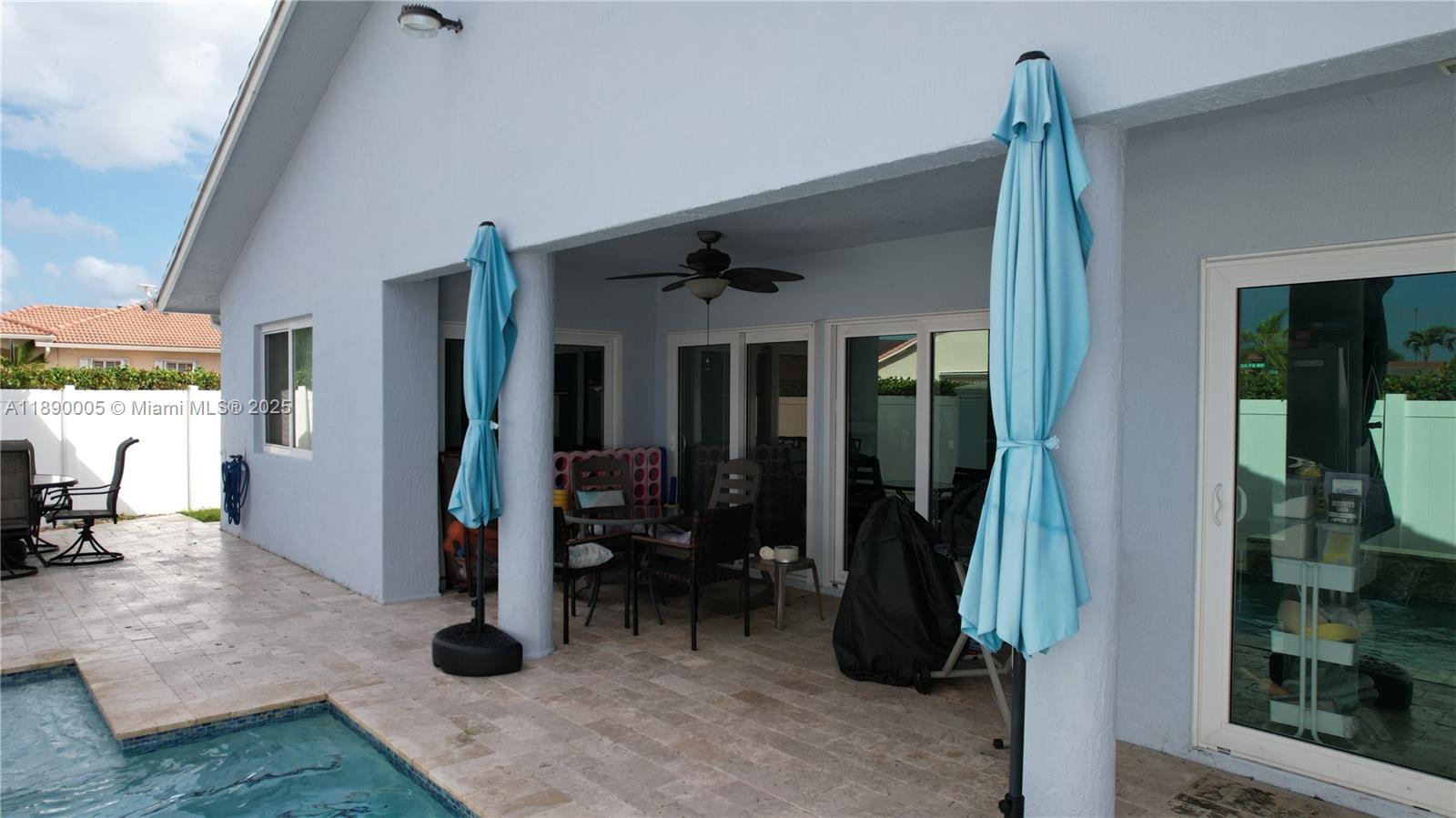 SERENITY POINT - Residential