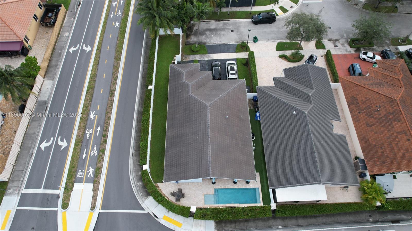 SERENITY POINT - Residential