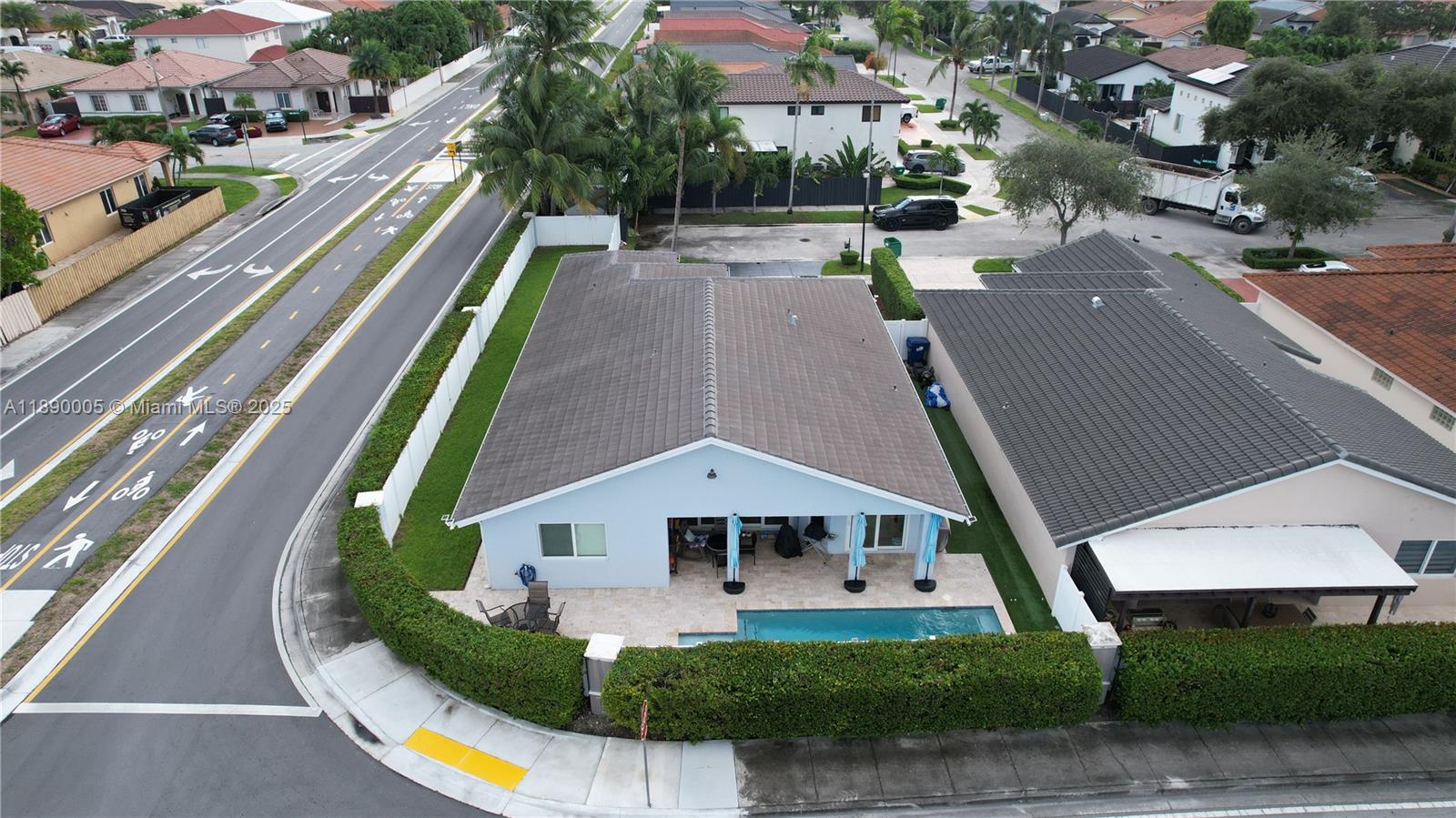 SERENITY POINT - Residential