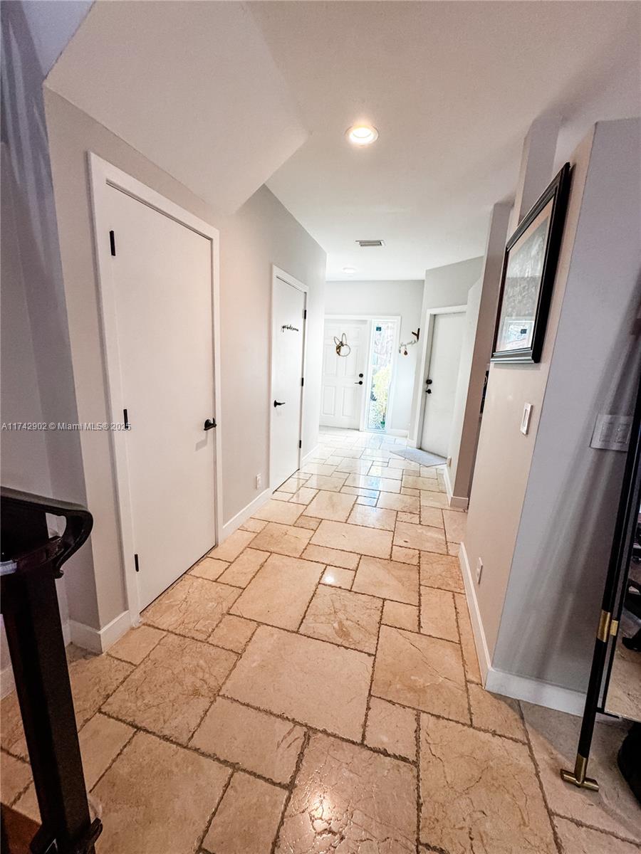 SAN MARCO TOWNHOMES 2 CON - Residential