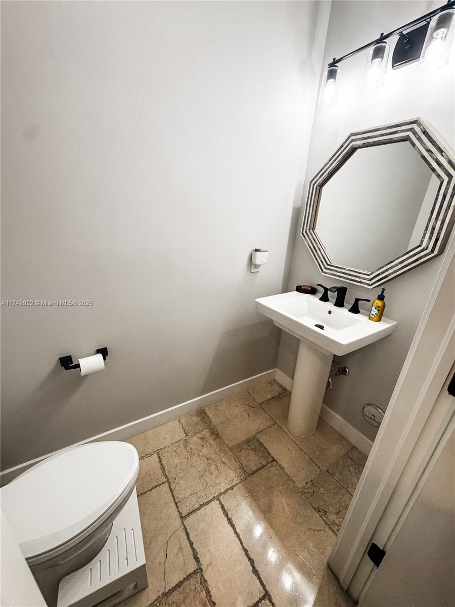 SAN MARCO TOWNHOMES 2 CON - Residential
