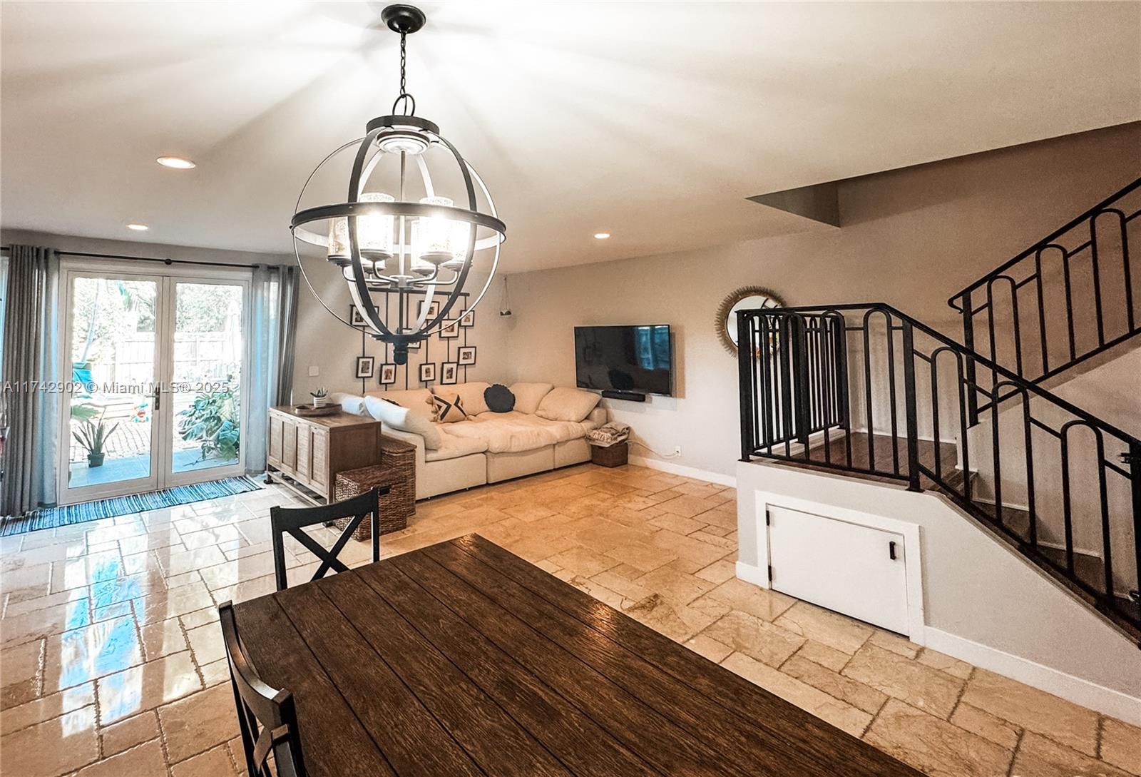 SAN MARCO TOWNHOMES 2 CON - Residential