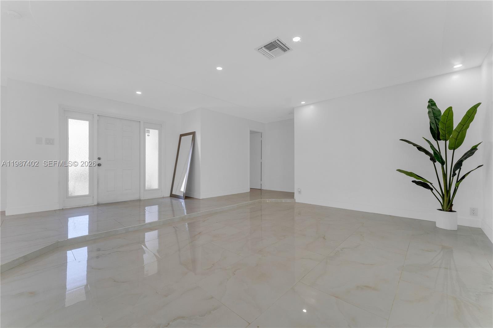 ORIOLE-MARGATE SEC 3 - Residential Lease