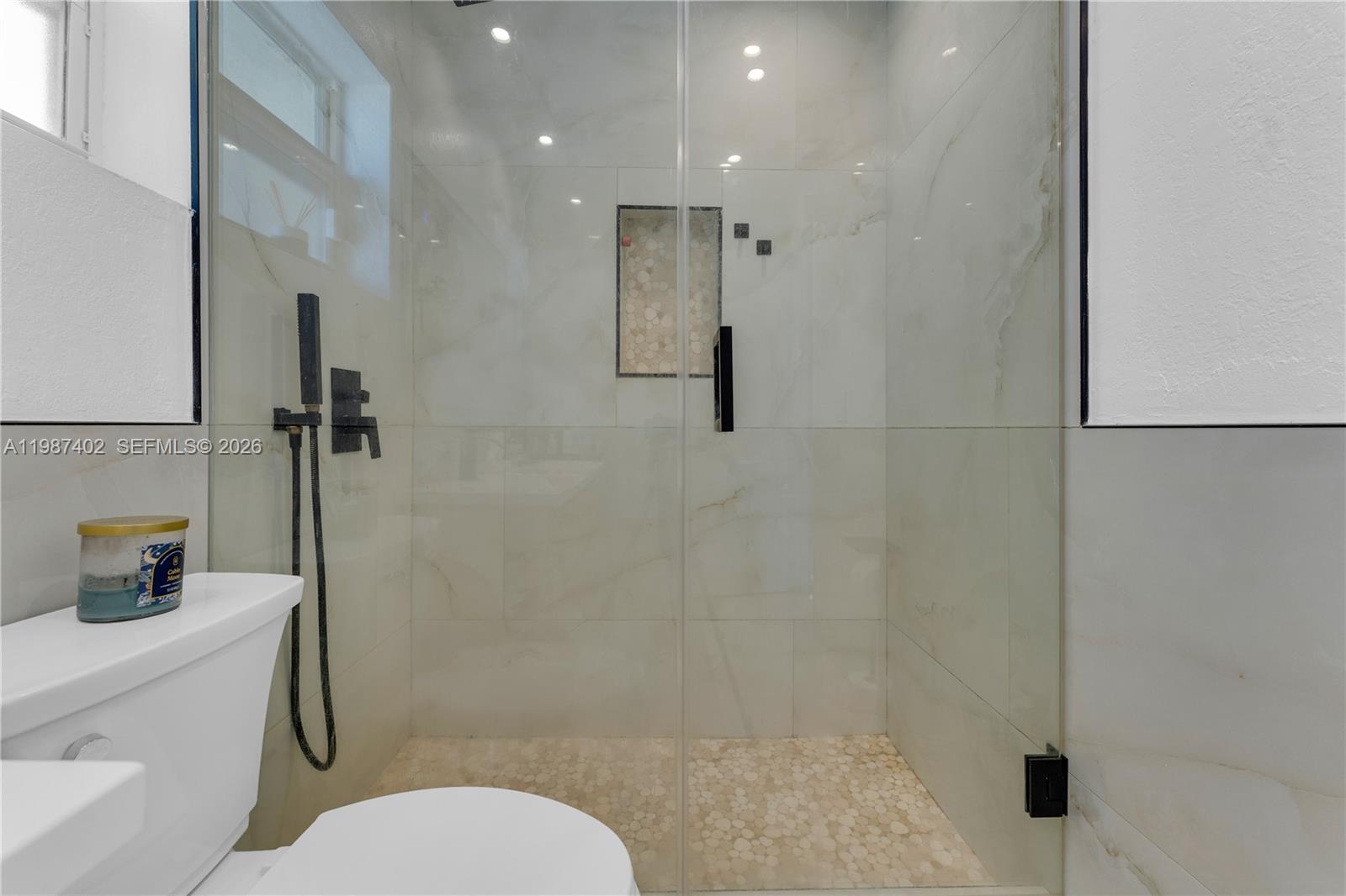 ORIOLE-MARGATE SEC 3 - Residential Lease