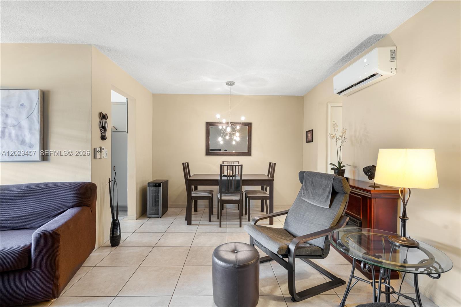 ELDORADO COUNTRY CLUB APT - Residential