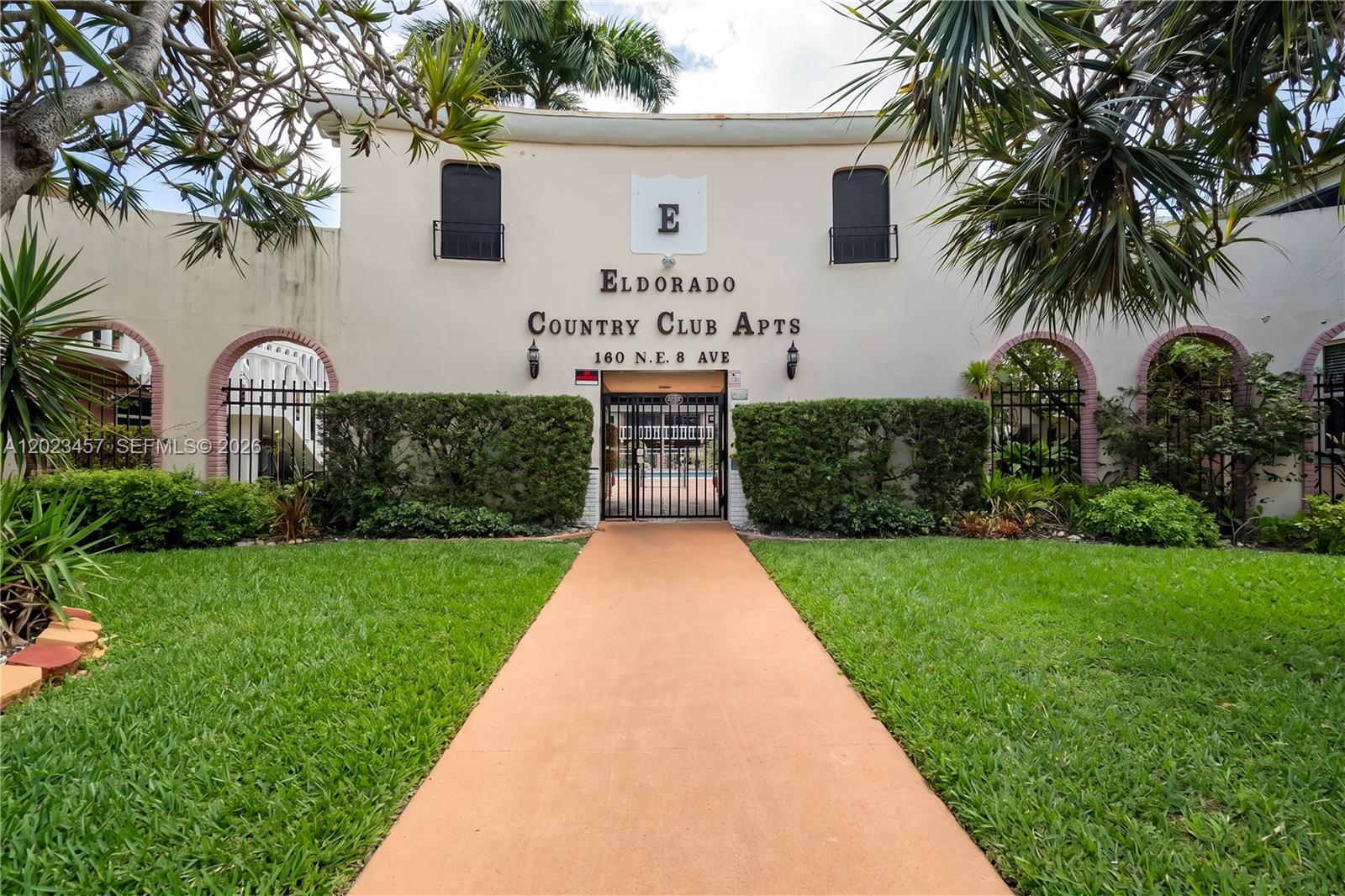 ELDORADO COUNTRY CLUB APT - Residential