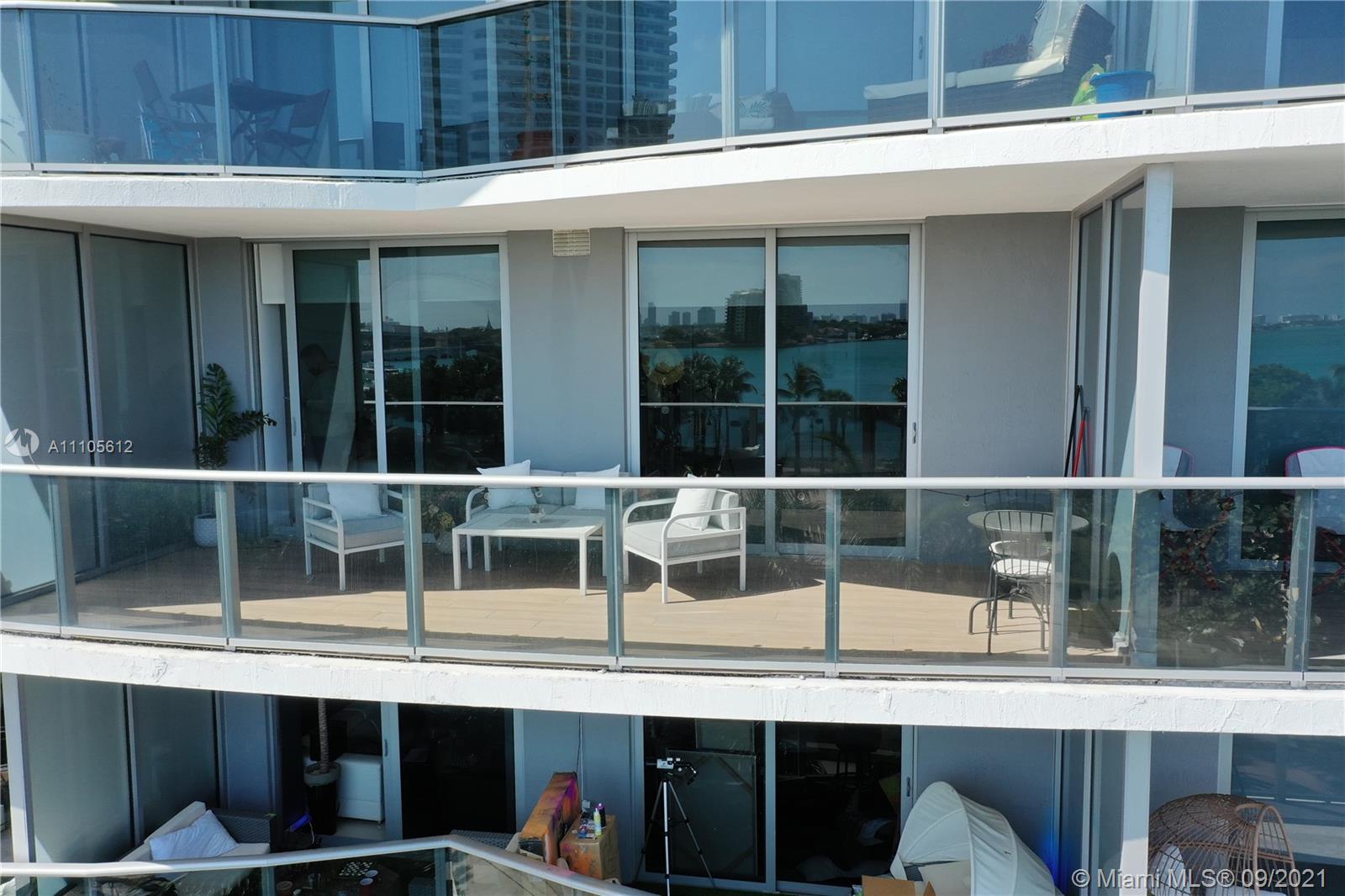 ARIA ON THE BAY CONDO - Residential
