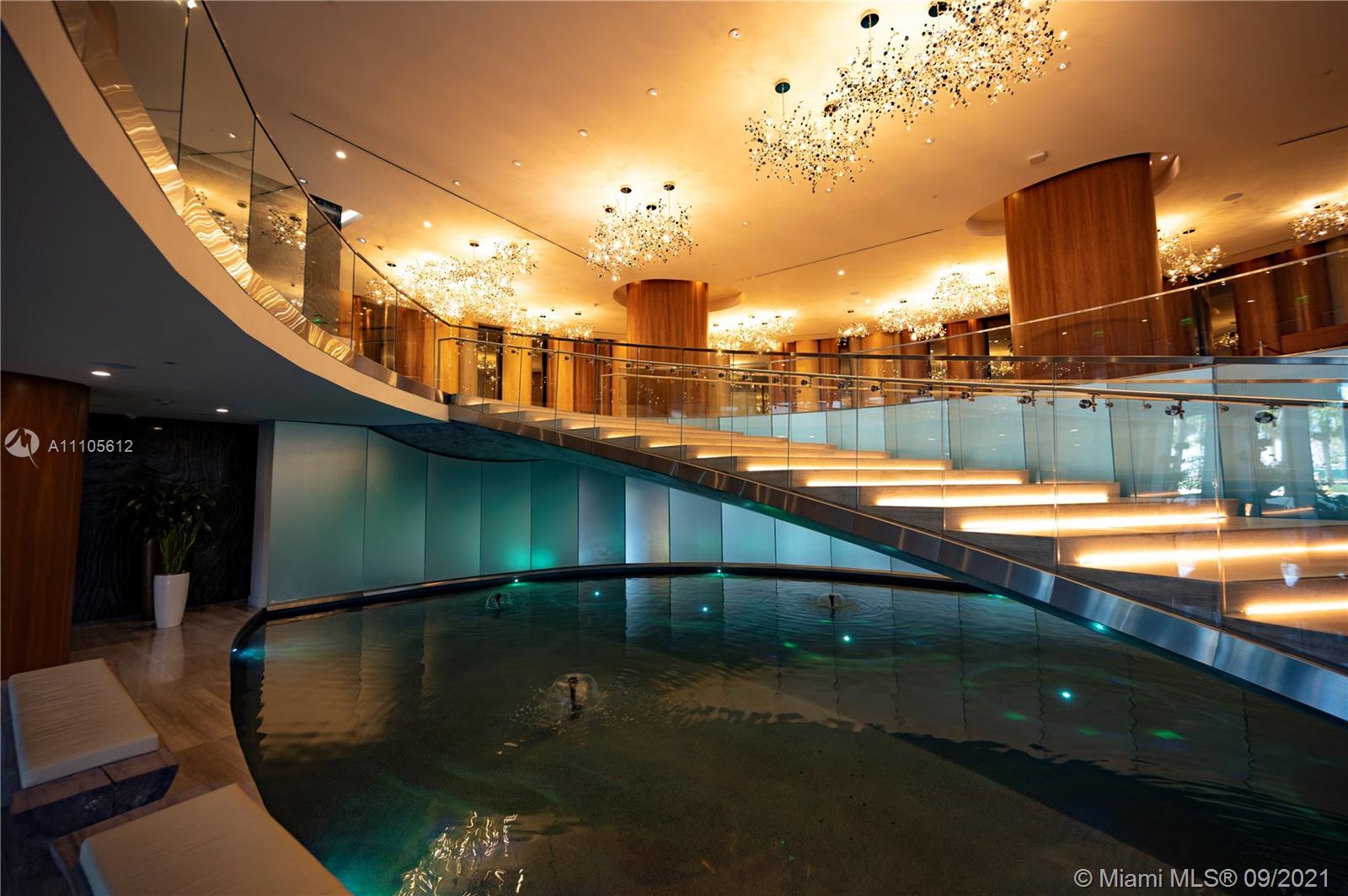 ARIA ON THE BAY CONDO - Residential