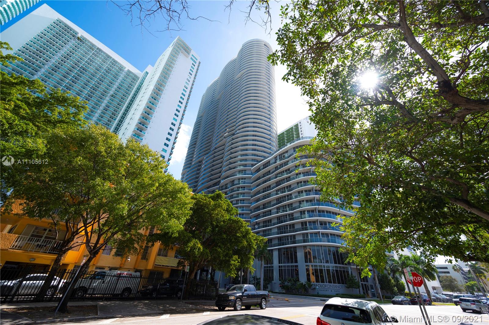 ARIA ON THE BAY CONDO - Residential