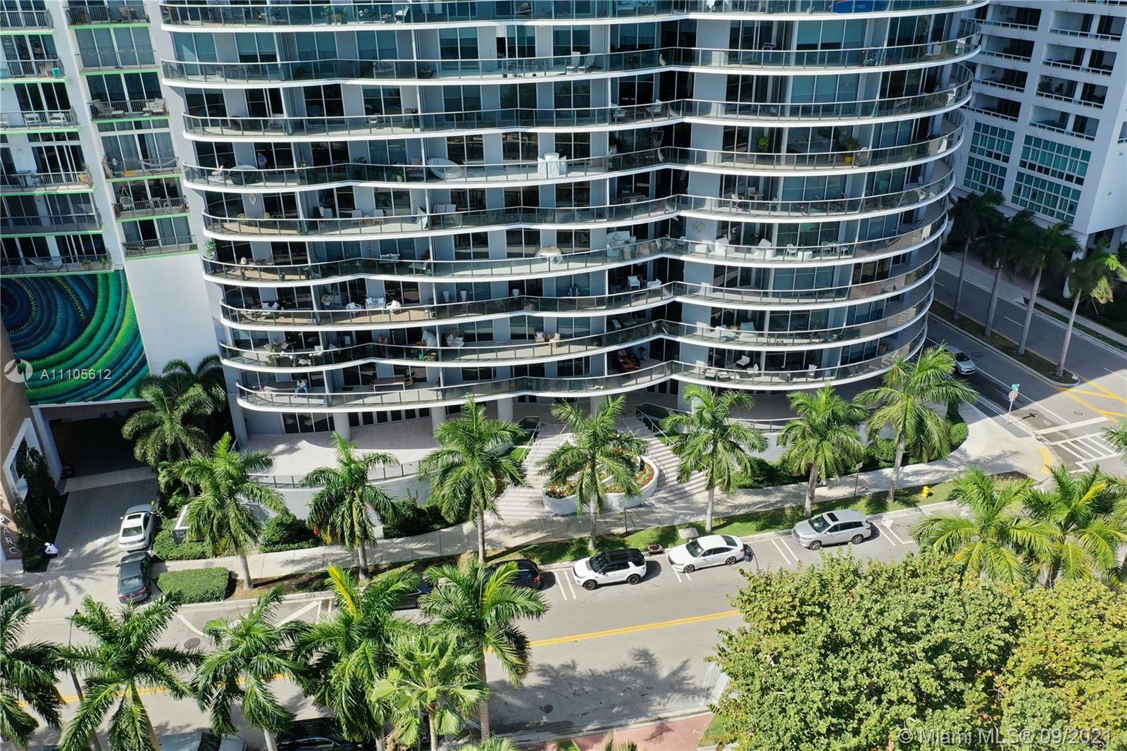 ARIA ON THE BAY CONDO - Residential