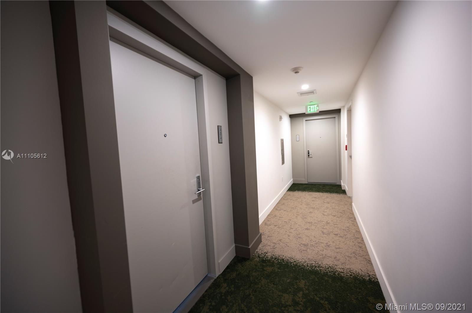 ARIA ON THE BAY CONDO - Residential