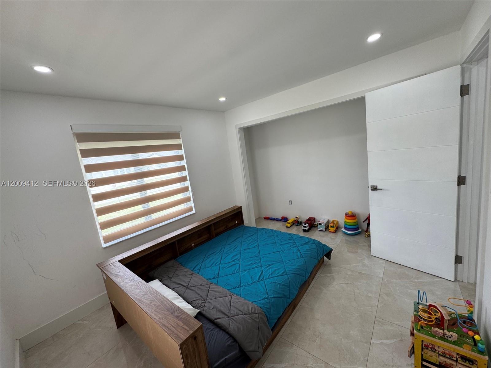 AMEND PLAT OF REDAVO ESTA - Residential