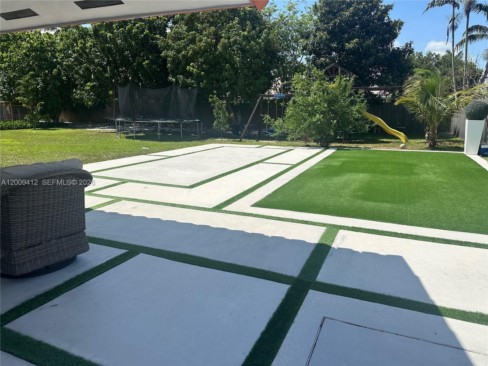 AMEND PLAT OF REDAVO ESTA - Residential