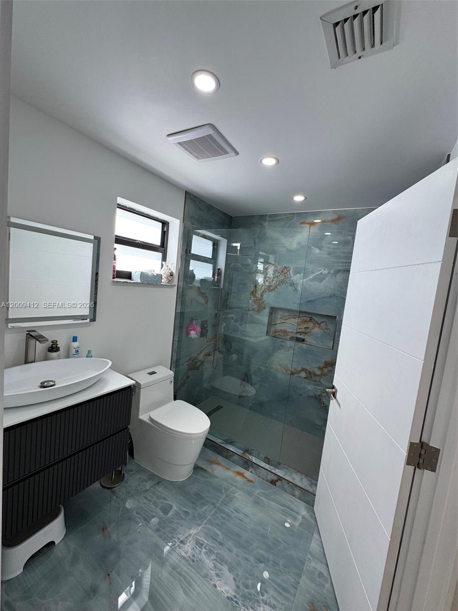 AMEND PLAT OF REDAVO ESTA - Residential