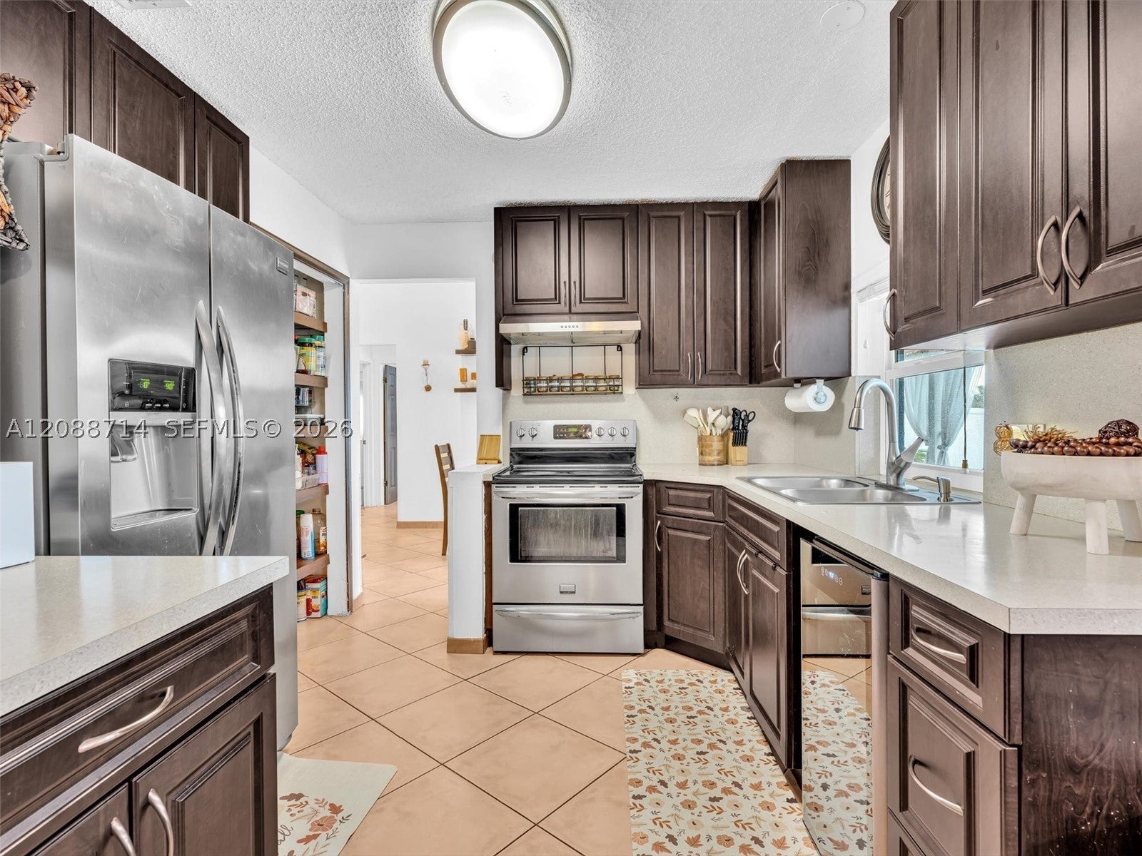 8500 NW 7th St