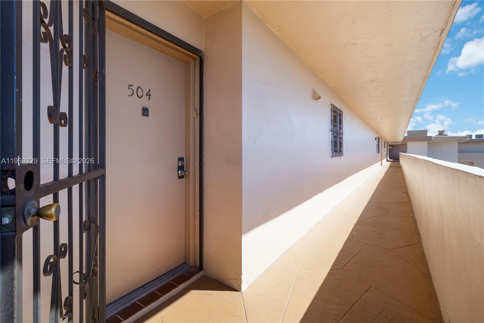 PINESIDE CONDO NO 1 - Residential