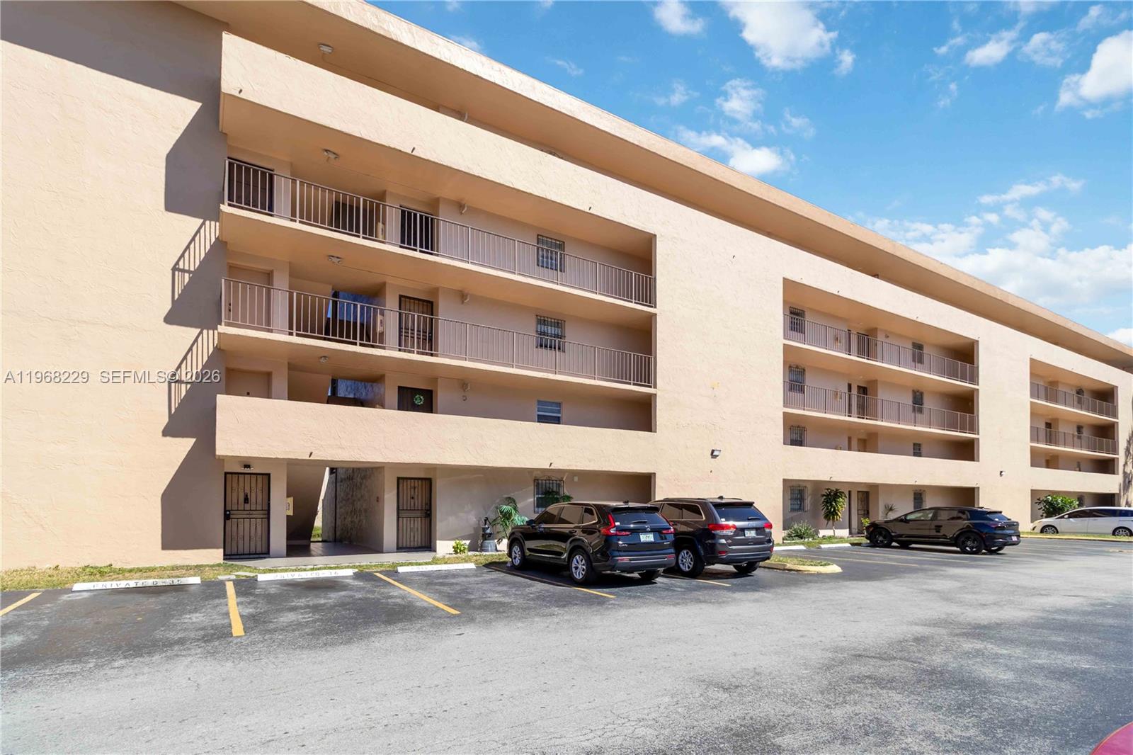 PINESIDE CONDO NO 1 - Residential