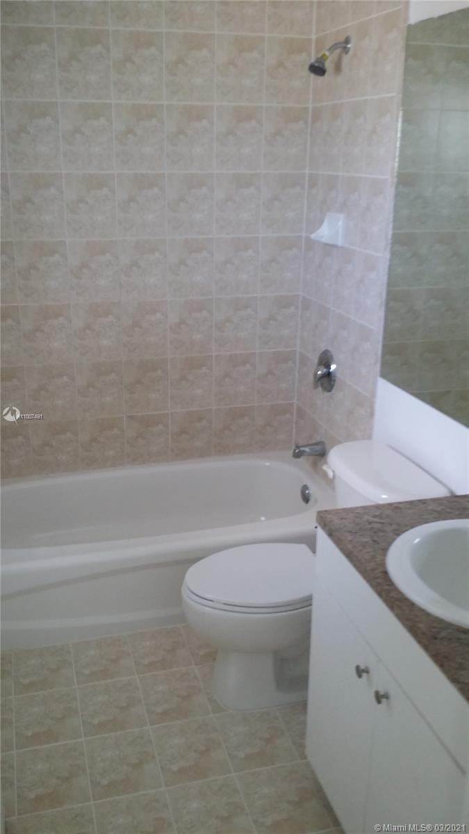 VISTA VERDE CLUSTERS UNIT - Residential