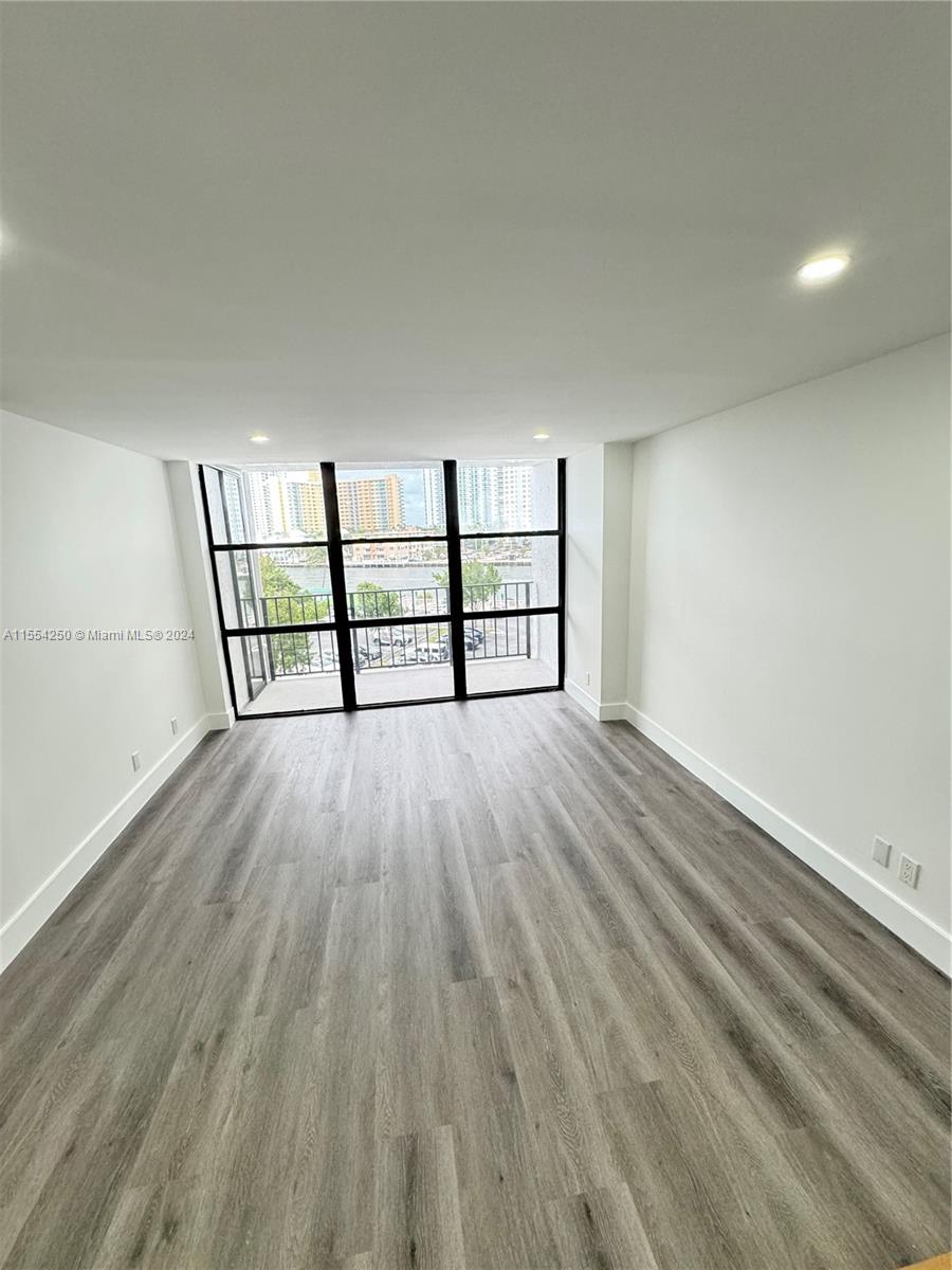 OCEANVIEW PARK CONDO - Residential