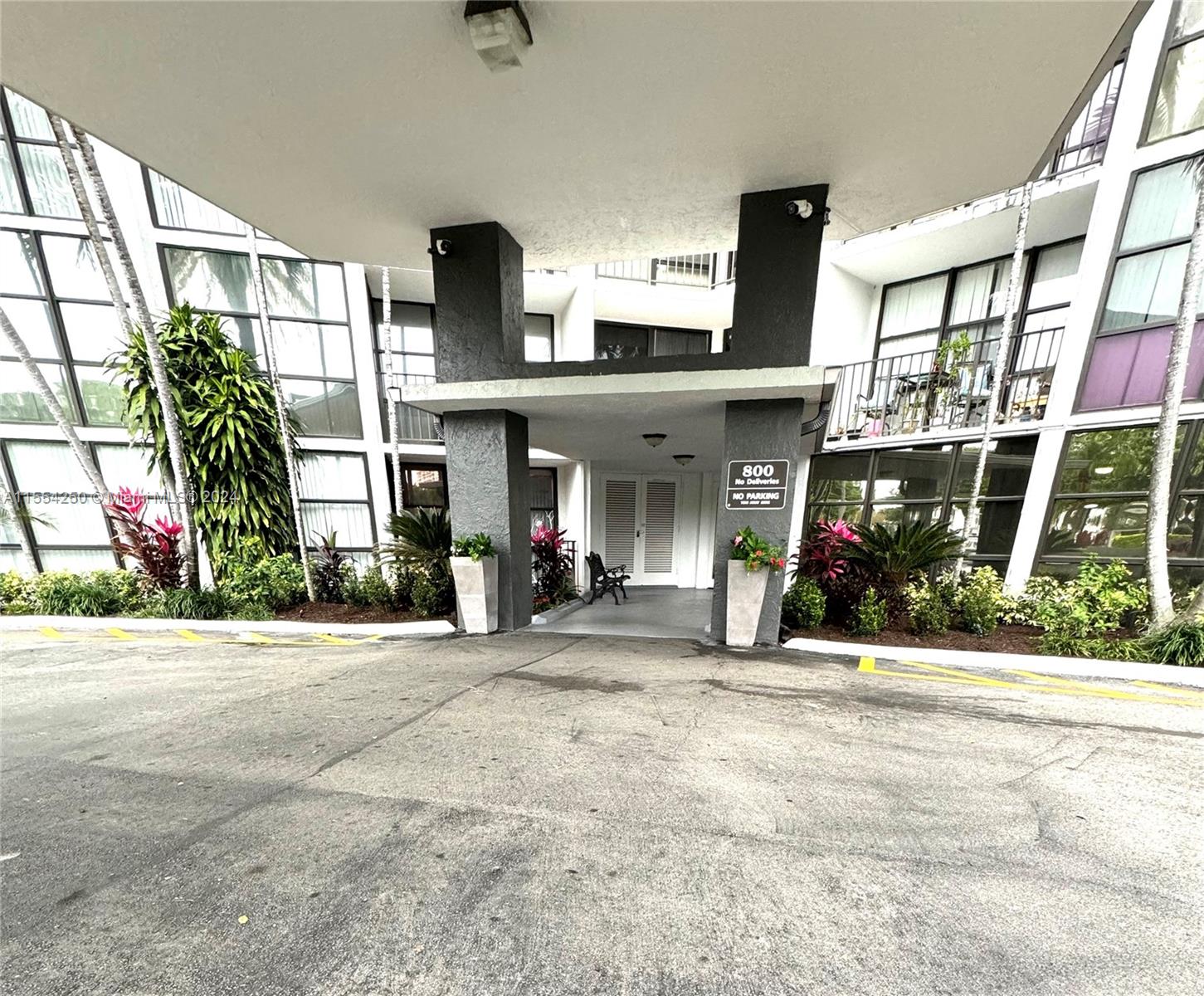 OCEANVIEW PARK CONDO - Residential