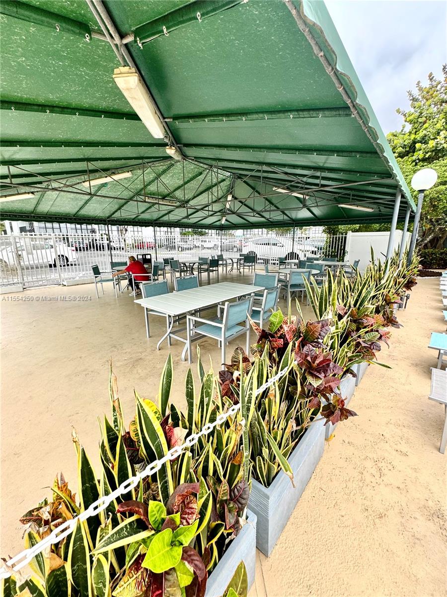 OCEANVIEW PARK CONDO - Residential