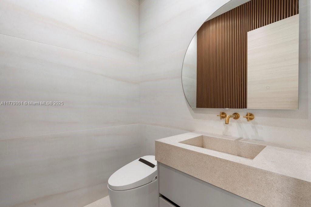 WILTON MANORS - Residential