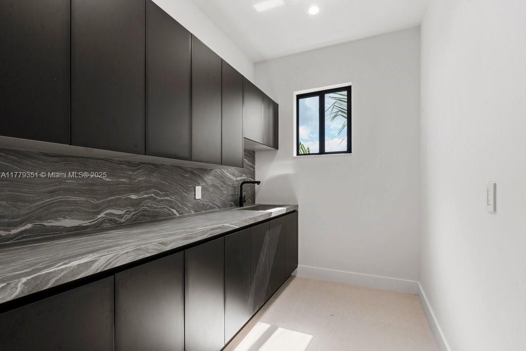 WILTON MANORS - Residential