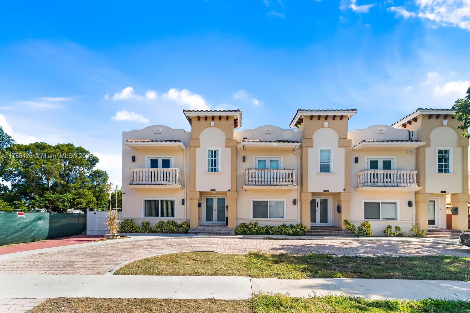 Rental Property at 1710 Mayo St, Hollywood, Broward County, Florida - Bedrooms: 3 
Bathrooms: 3  - $3,950 MO.