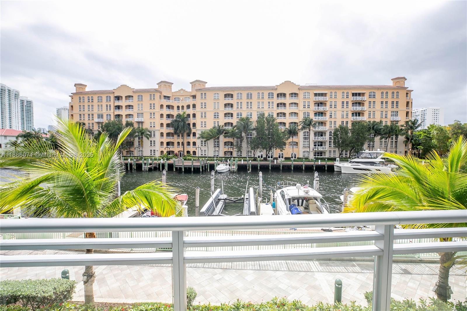 ARTECH RESIDENCES AT AVEN - Residential Lease