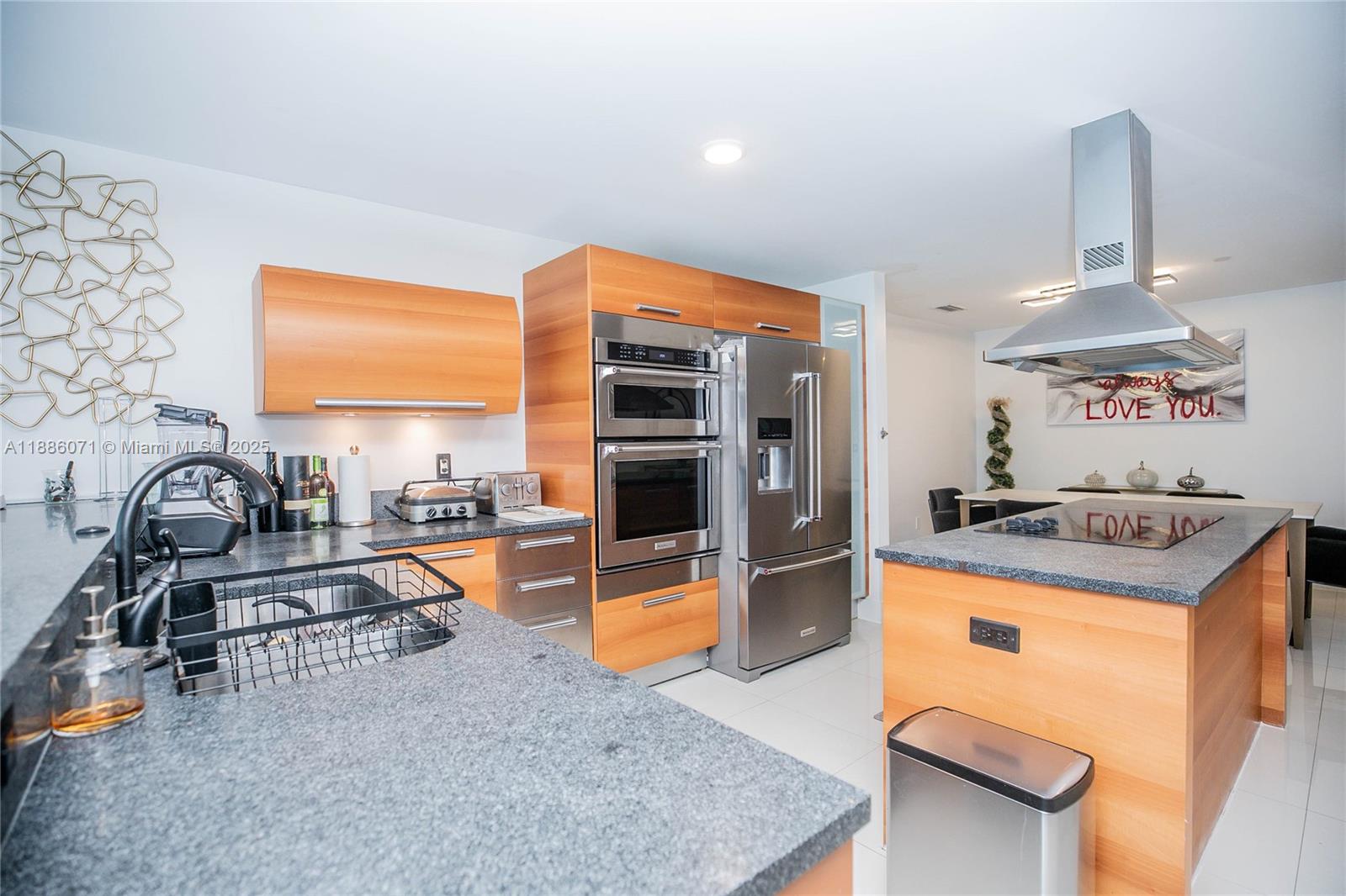ARTECH RESIDENCES AT AVEN - Residential Lease