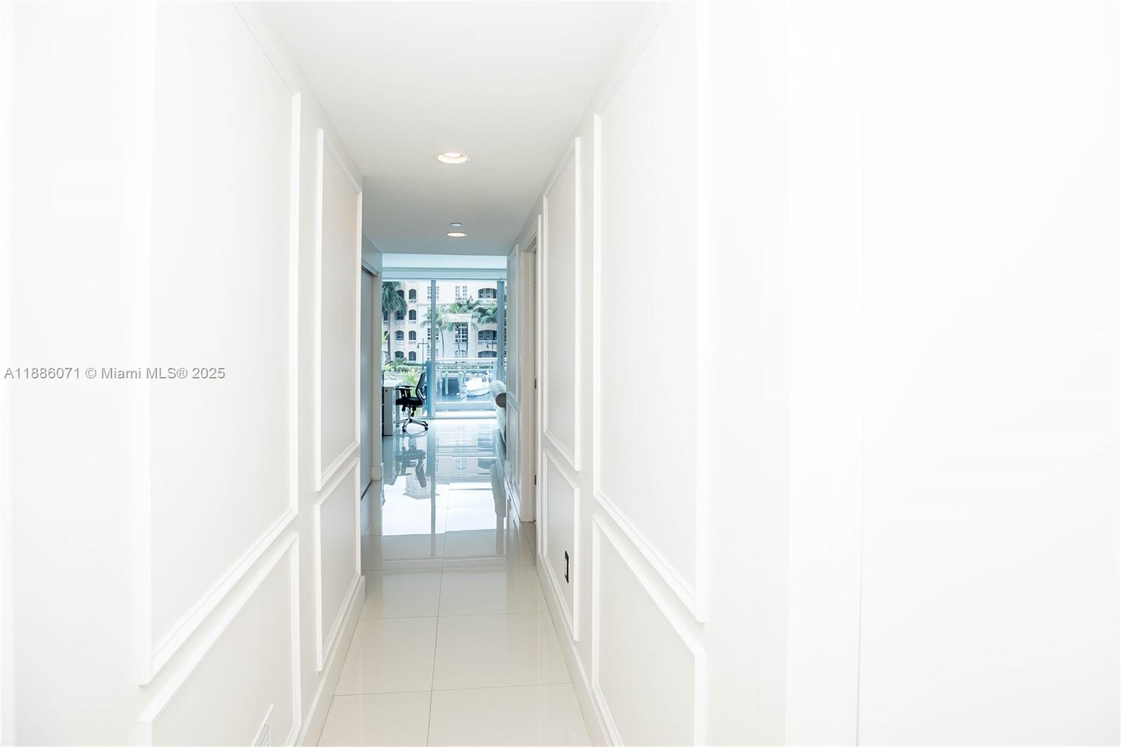 ARTECH RESIDENCES AT AVEN - Residential Lease