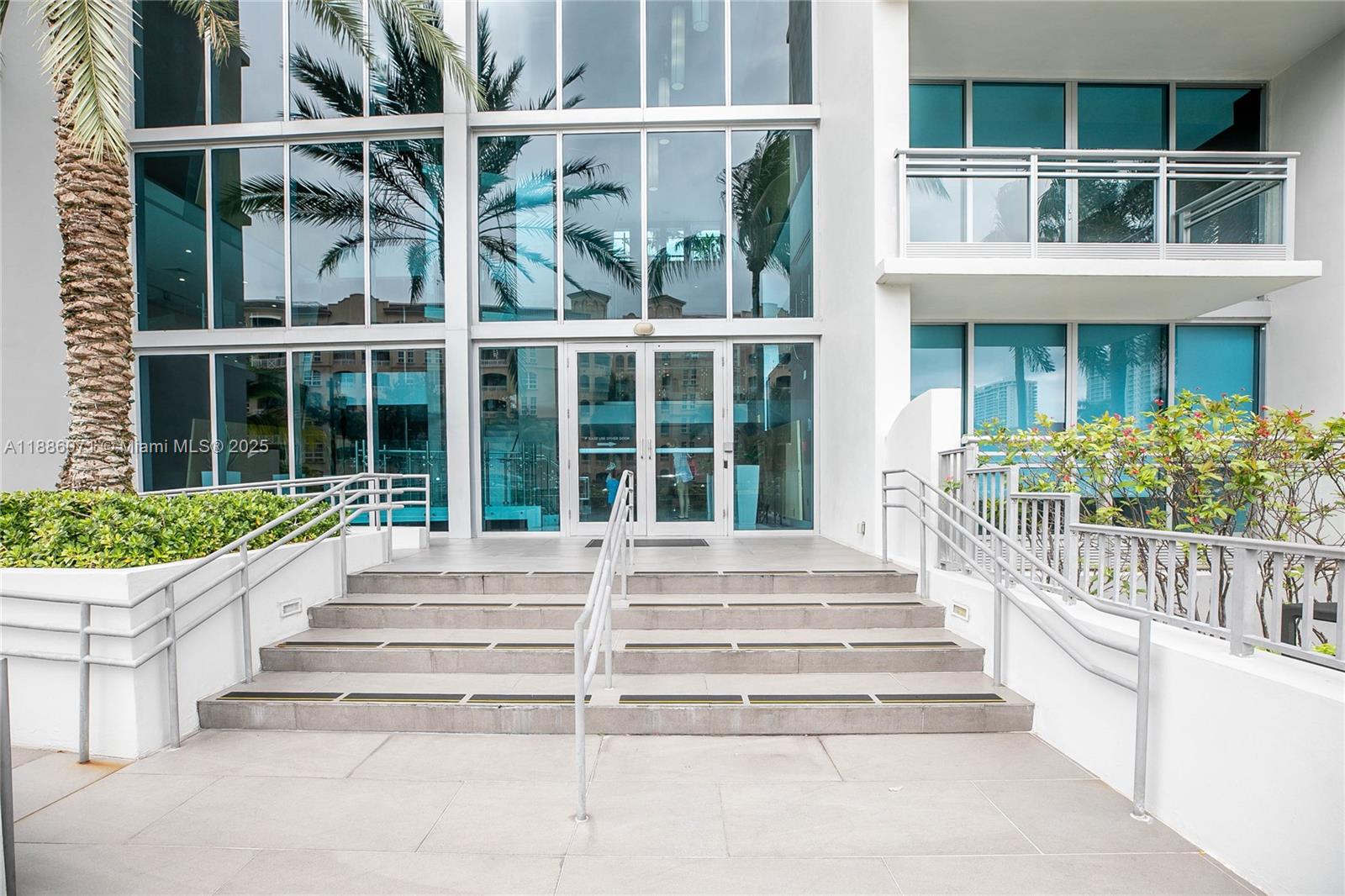 ARTECH RESIDENCES AT AVEN - Residential Lease