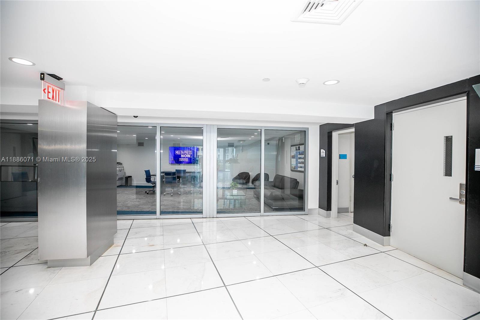 ARTECH RESIDENCES AT AVEN - Residential Lease