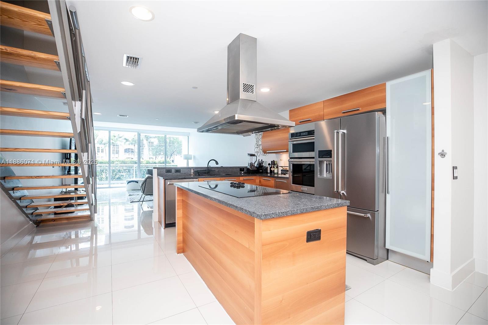 ARTECH RESIDENCES AT AVEN - Residential Lease