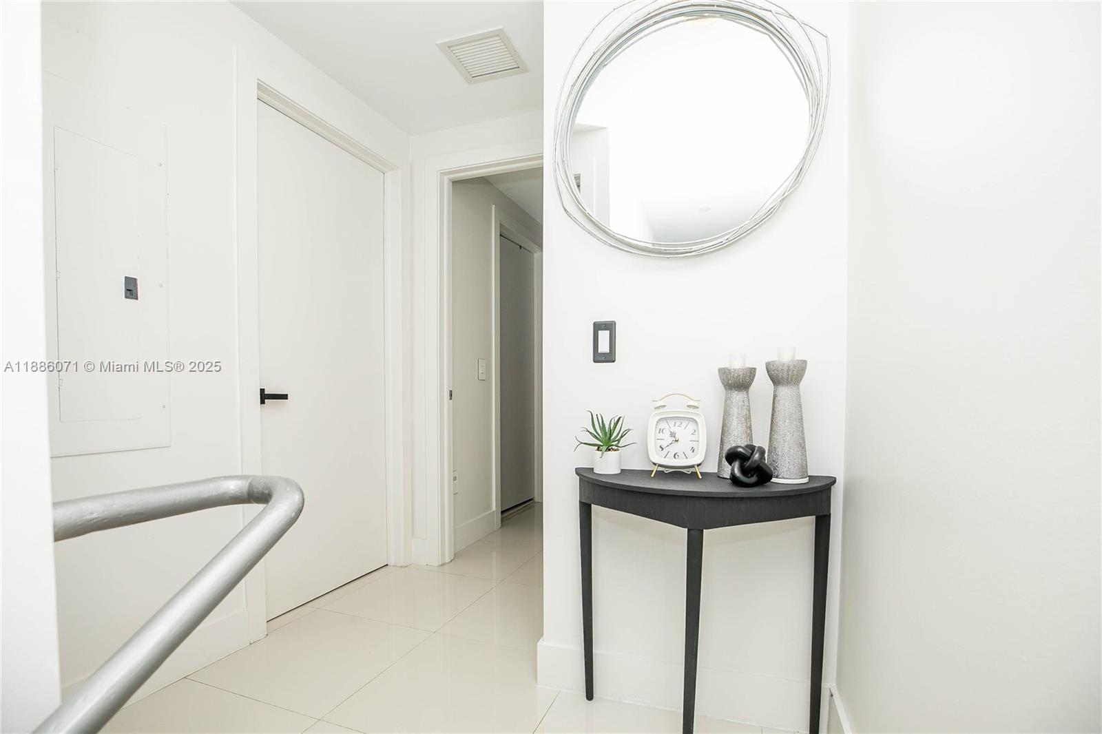 ARTECH RESIDENCES AT AVEN - Residential Lease