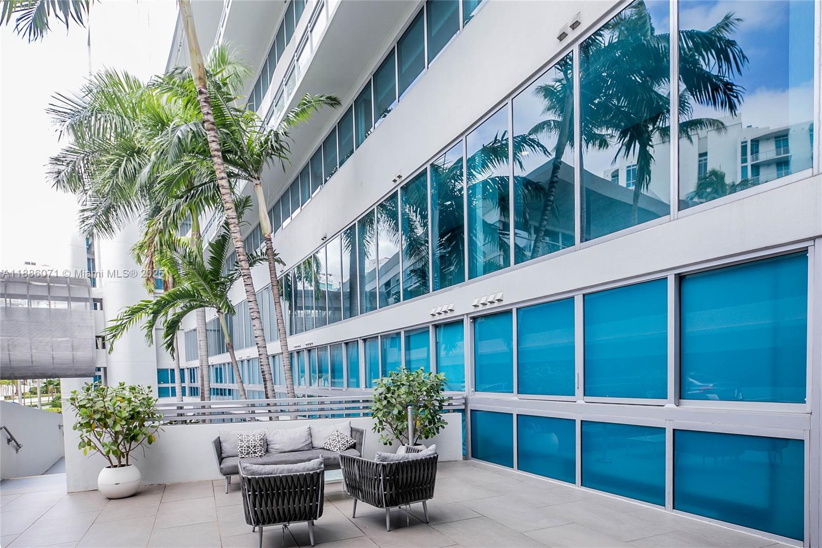 ARTECH RESIDENCES AT AVEN - Residential Lease