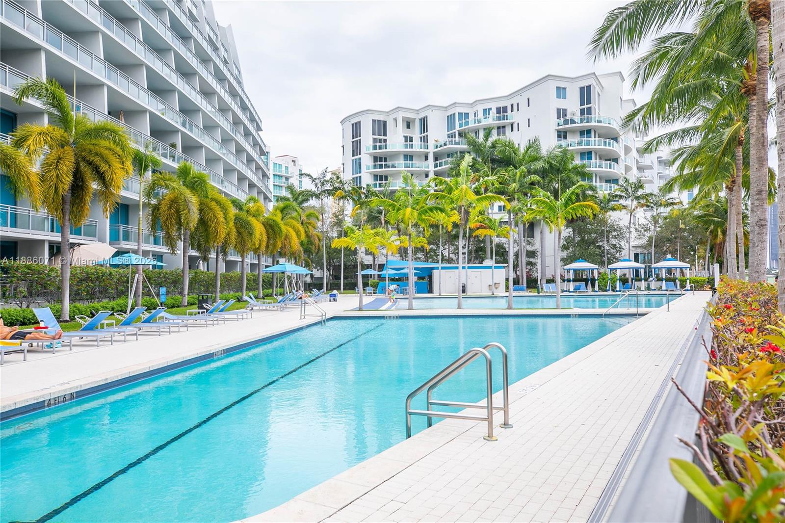 ARTECH RESIDENCES AT AVEN - Residential Lease